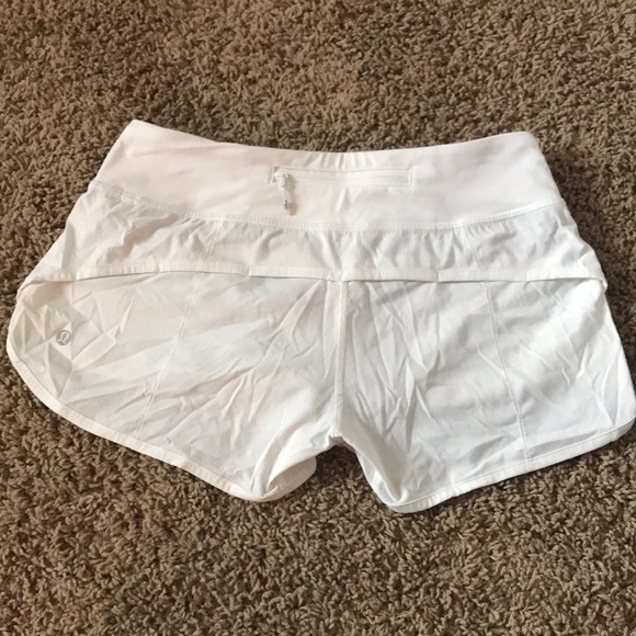 lululemon athletica Pants - Women’s Lululemon 2.5” Running Shorts
